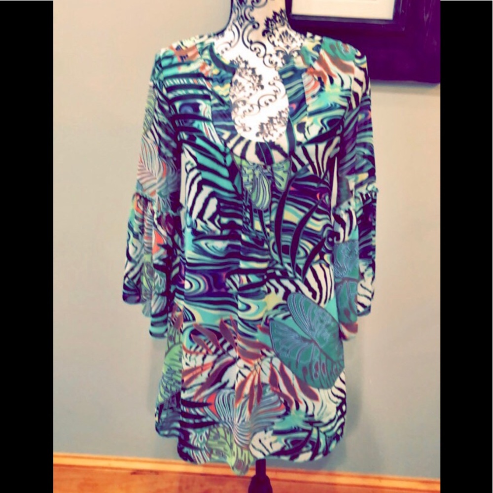 Floral key-hole neckline shirt/dress